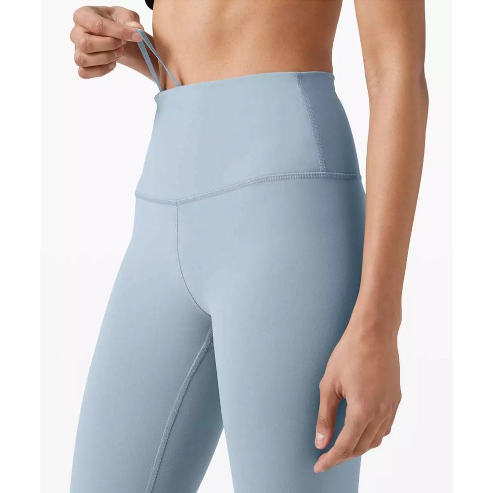 Lululemon Wunder Train Tights Size 8 Chambray 25”